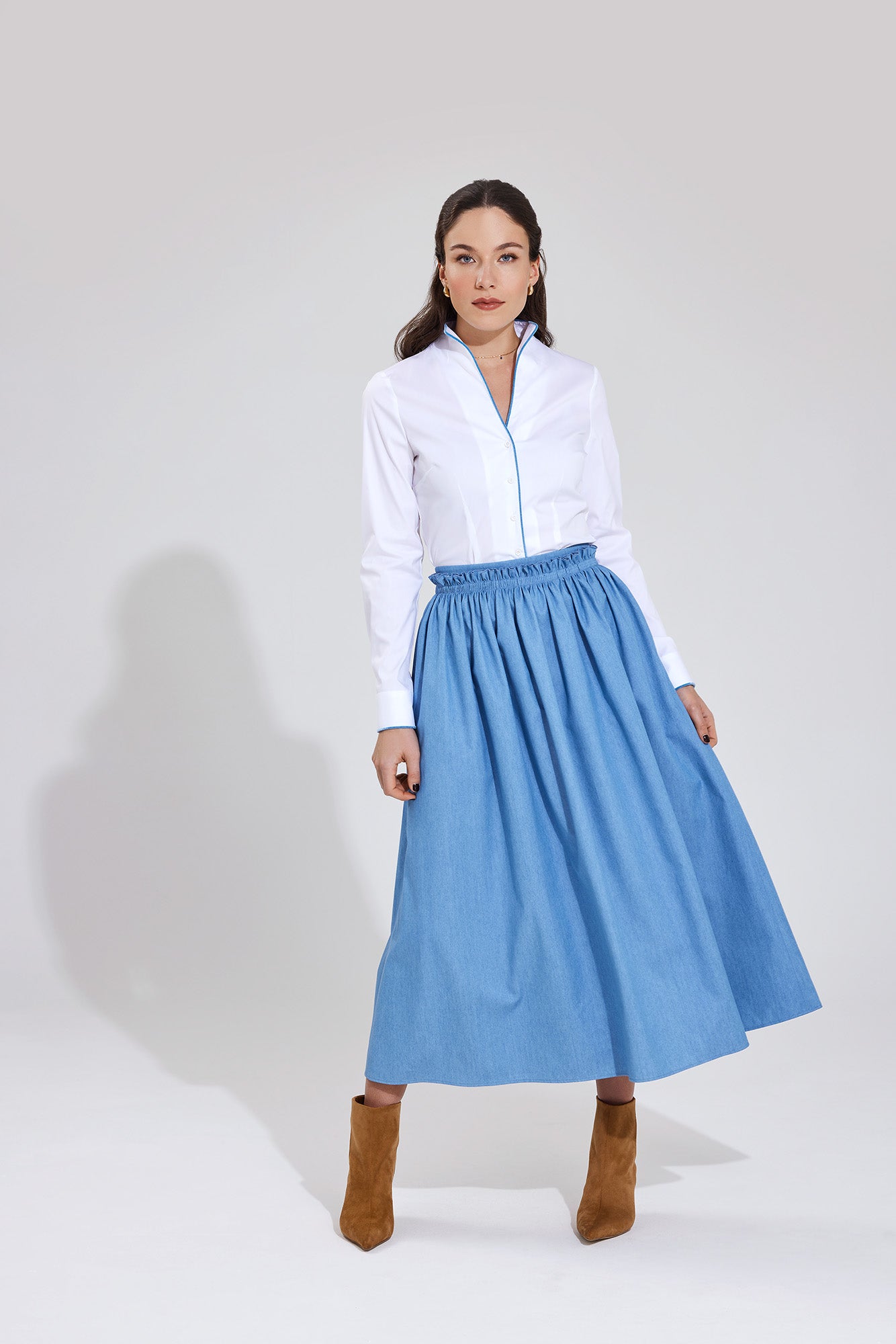 Schwanenhalsbluse mit Samtpaspol | 30 blau