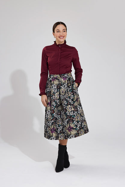 Taillierte Bluse mit gesmokten Details | dunkelrot